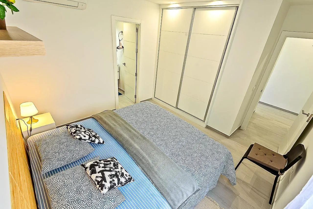 Apartment Oceanfront Duplex With A Rooftop Pool And Terrace El Puerto de Santa Maria Spain